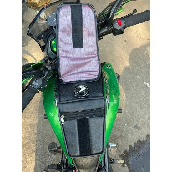 Tank Cover with Mobile Holder – Thick Flap and Large Space for Bajaj Dominar 250400
