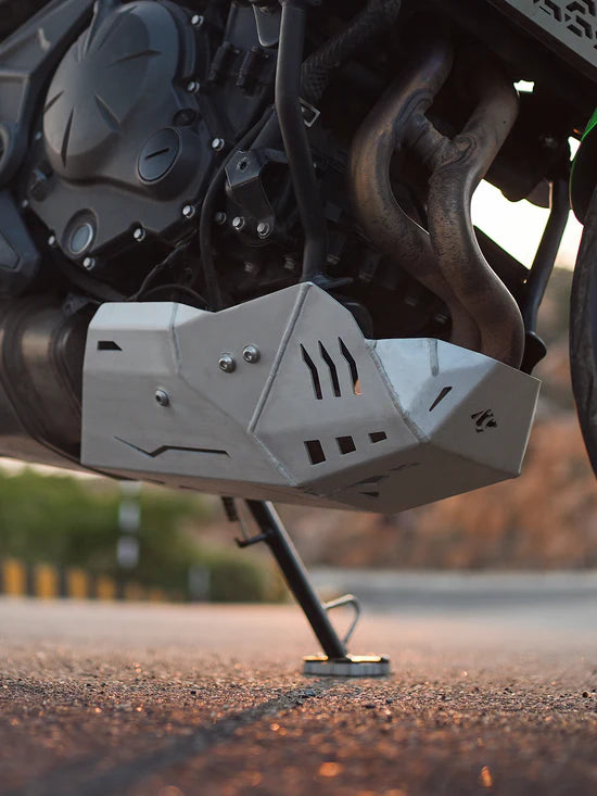 Vambrace Bash Plate Silver For Kawasaki Versys 650
