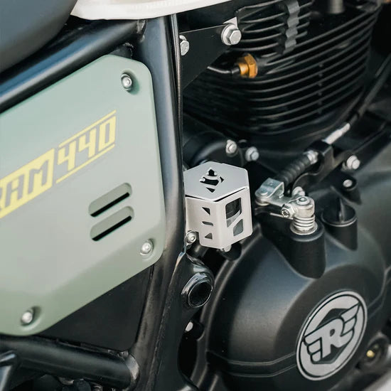 CASQUE REAR OIL CAP SILVER FOR SCRAM 440