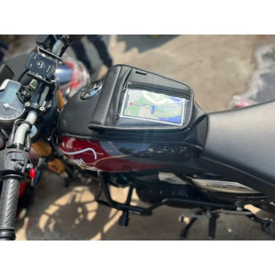 MY25 Pocket with Mobile Holder – Thick Flap and Large Space For Triumph Speed 400T4