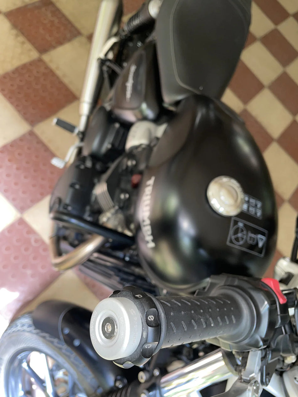 ECZ 007- Easy Cruz For  Triumph Street Twin