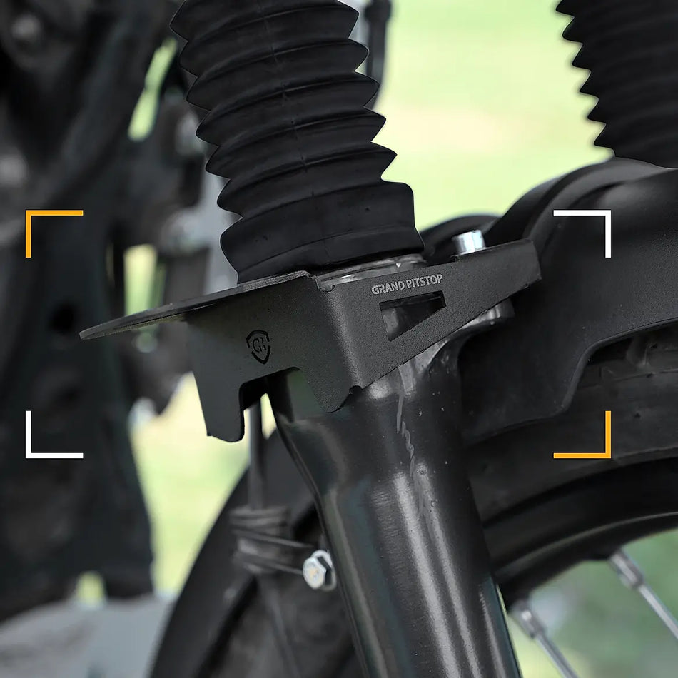 FOG LIGHT MOUNT BLACK FOR SCRAM 411