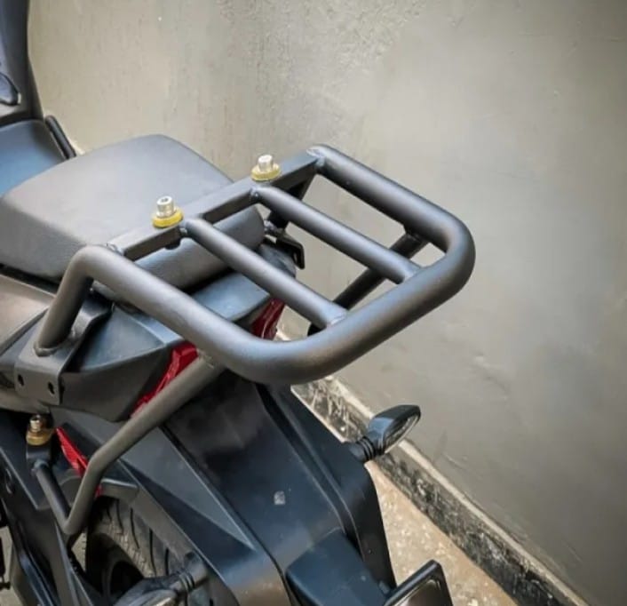 TOP RACK WITHOUT PLATE COMPATIBLE WITH PILLION BACKREST TEXTURE MATT BLACK FOR BAJAJ DOMINAR  (2017-18)