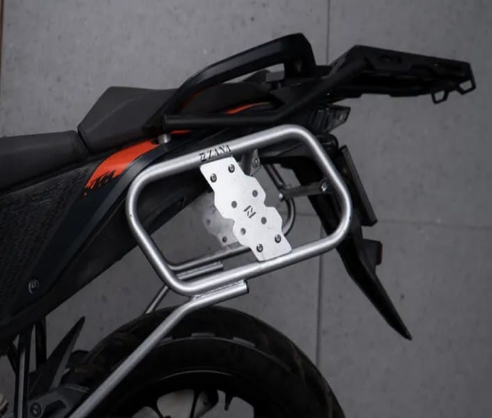 SADDLE STAY SILVER WITH JERRY CAN MOUNTING FOR KTM ADV 250 / 390 / 390x