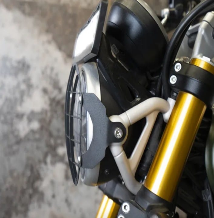 HEAD LIGHT GUARD BLACK FOR TRIUMPH SCRAMBLER 400