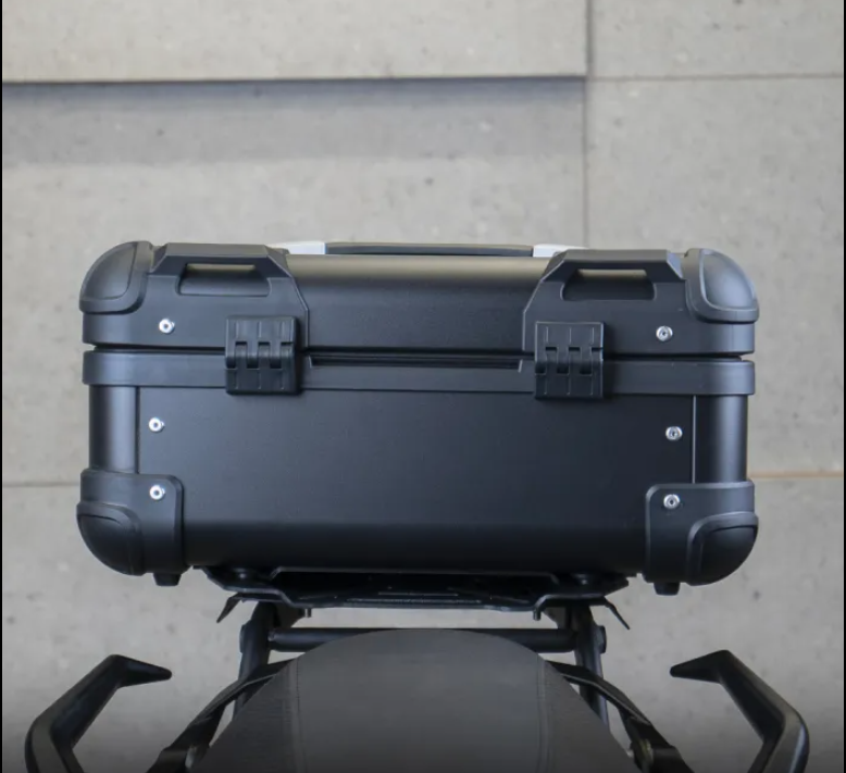 Universal Top Box Aluminium (22 Litre) R-Flat Black