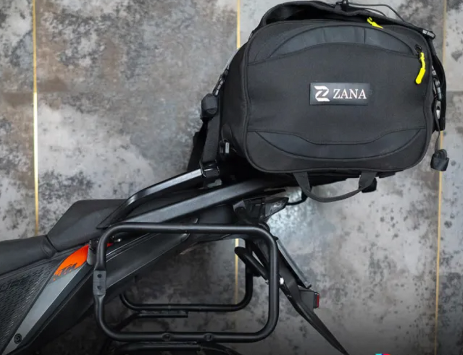 Broozer Tail Bag (50 litre) with Free 2 Waterproof Storage Bag