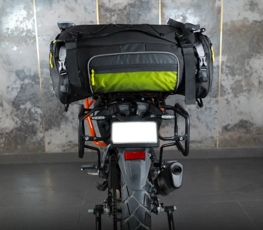 Broozer Tail Bag (50 litre) with Free 2 Waterproof Storage Bag
