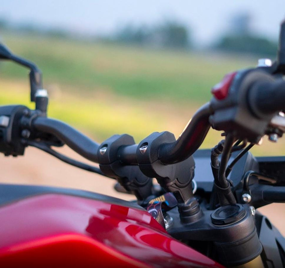 OFFSET HANDLE BAR RISER FOR HONDA  CB300F
