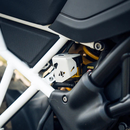 CASQUE REAR OIL CAP APACHE RTX 300